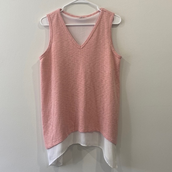 Knit Overlay Top with Crotchet Details - Picture 1 of 13